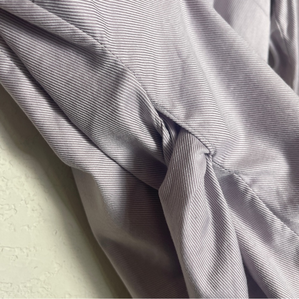 Ann Taylor Balletcore Lavender Pinstripes Wrap Top Long Sleeves Size 8 - Picture 11 of 11